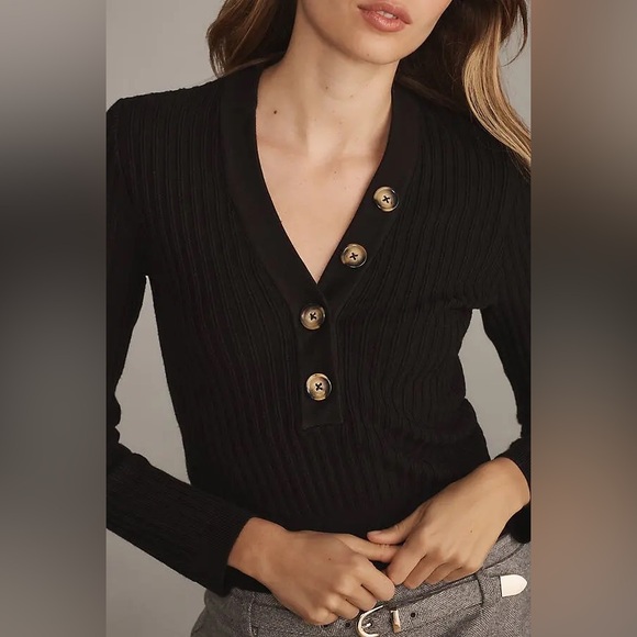 PILCRO The Kassidy Deep-V-Neck Pullover Sweater - Picture 3 of 8